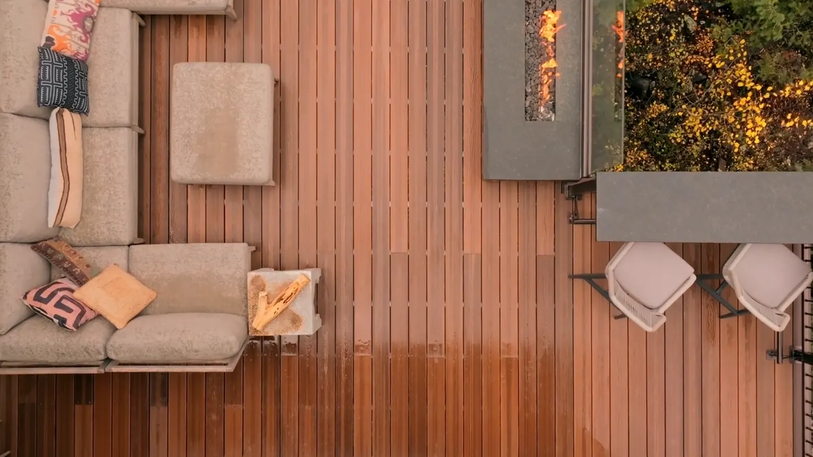 Overhead view of a composite deck with an outdoor lounge area