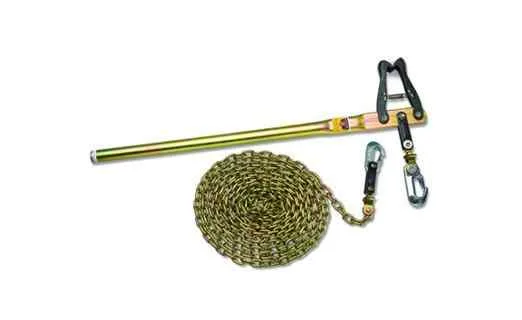 Stretcher bar puller with chain for tensioning woven wire