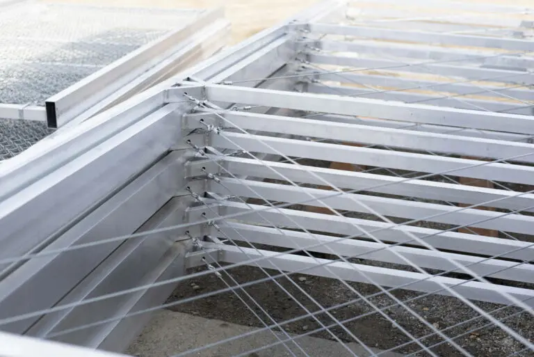 ARMA EC-142 single-track cantilever gate, view 4