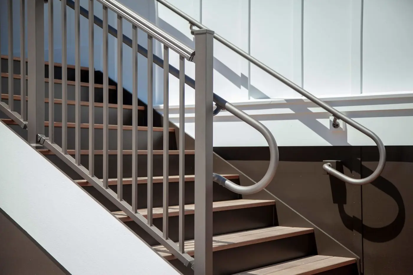 Barrette aluminum ada handrail matte black 2 scaled