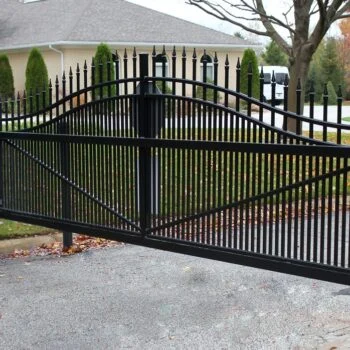 Barrette Cantilever Gates (Aluminum Classic/Contemporary, Chain Link)