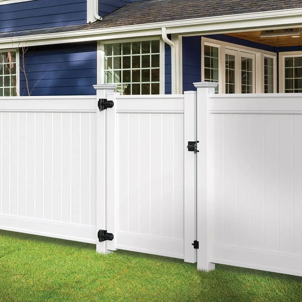 White vinyl privacy fence with walk gate