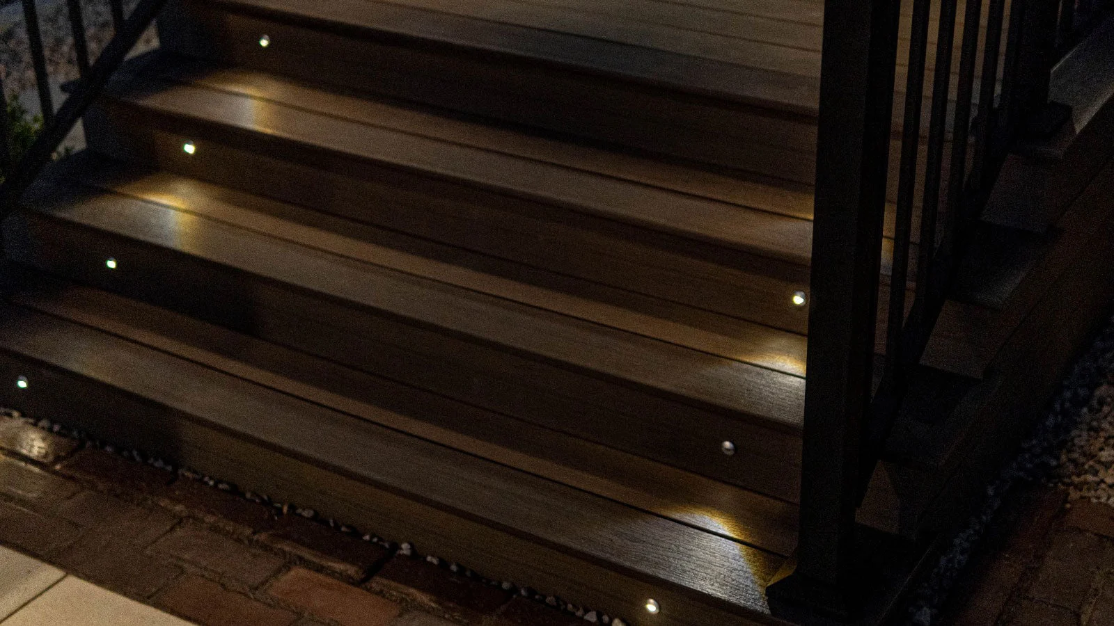 Deckorators Outdoor Lighting
