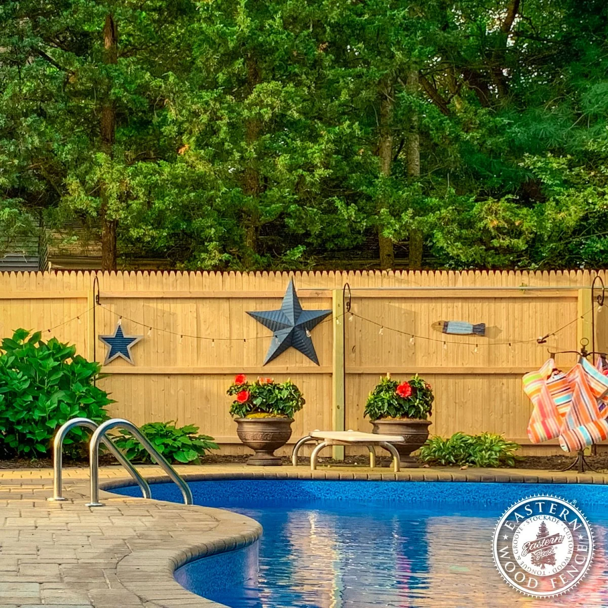 Eastern Wood Fence spruce stockade privacy fence with decor