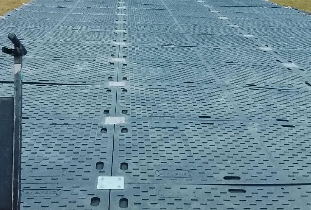 Oxford EnduraMat ground protection mat, view 3