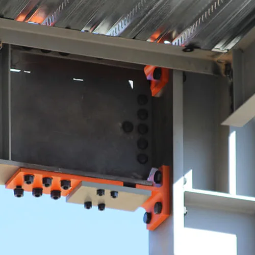 Yield-Link steel moment connection