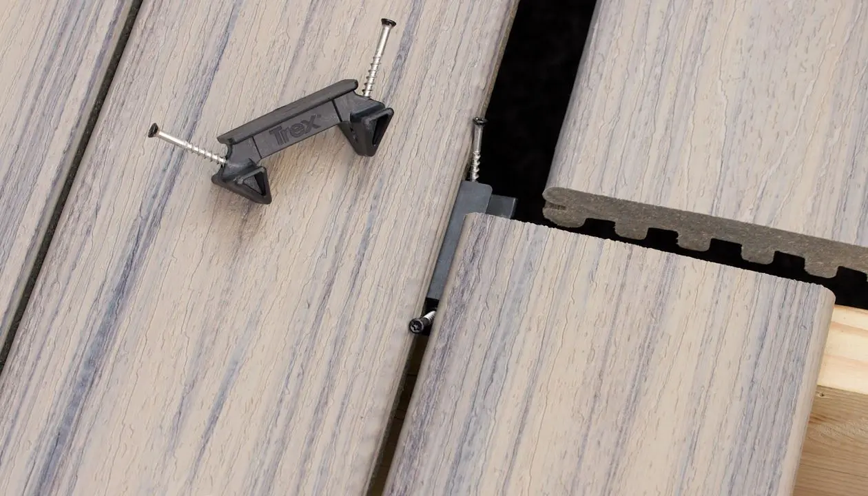 Trex Source Asset sku fastener butt joint clip install 008 Large