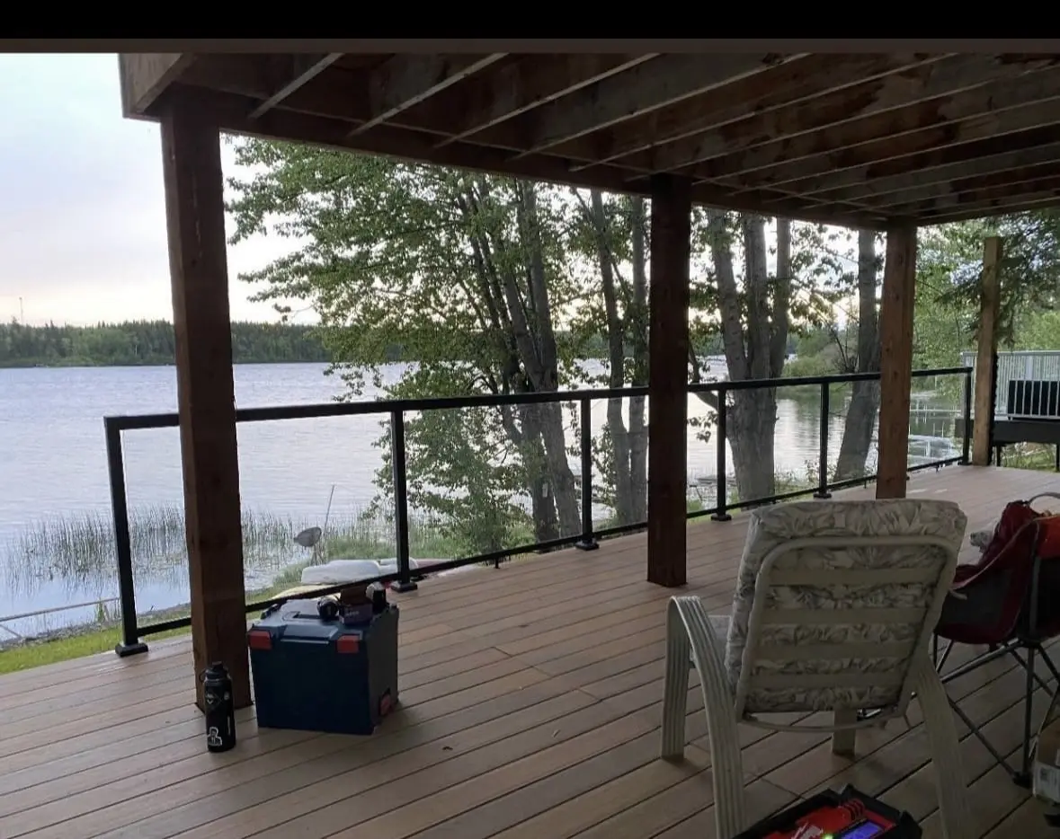 Framed glass railing
