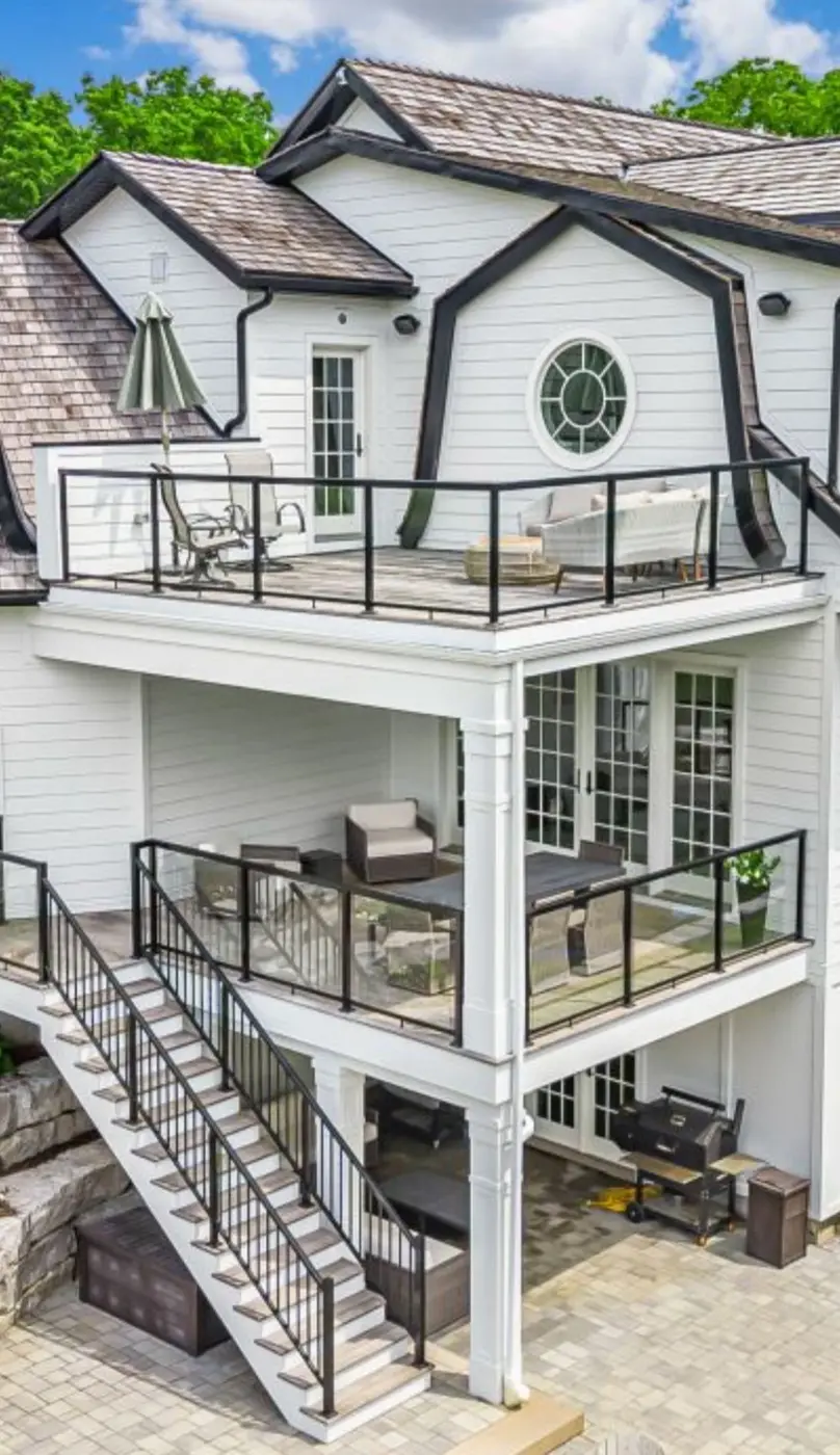 Framed glass railing