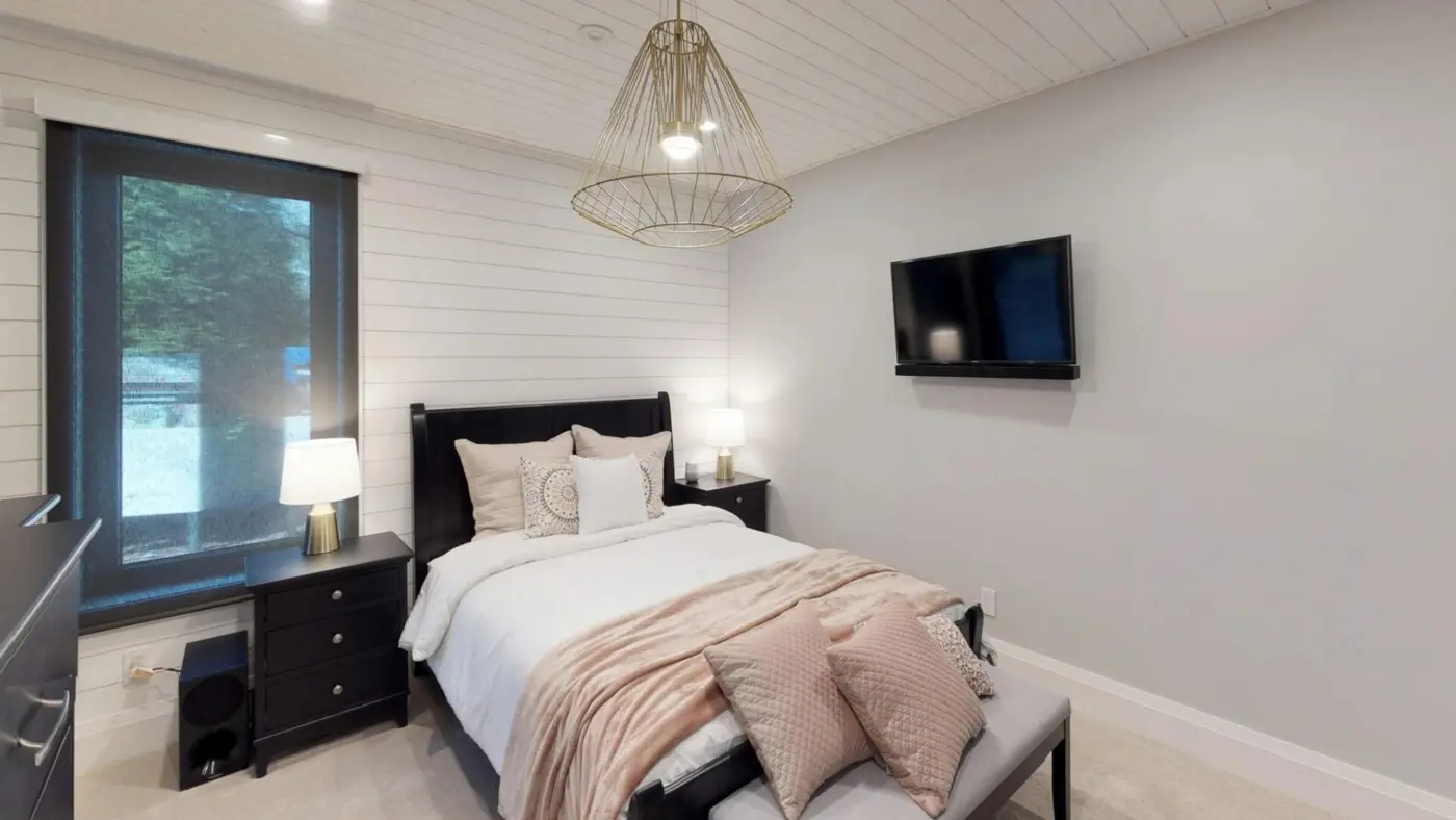 Fineline Paneling